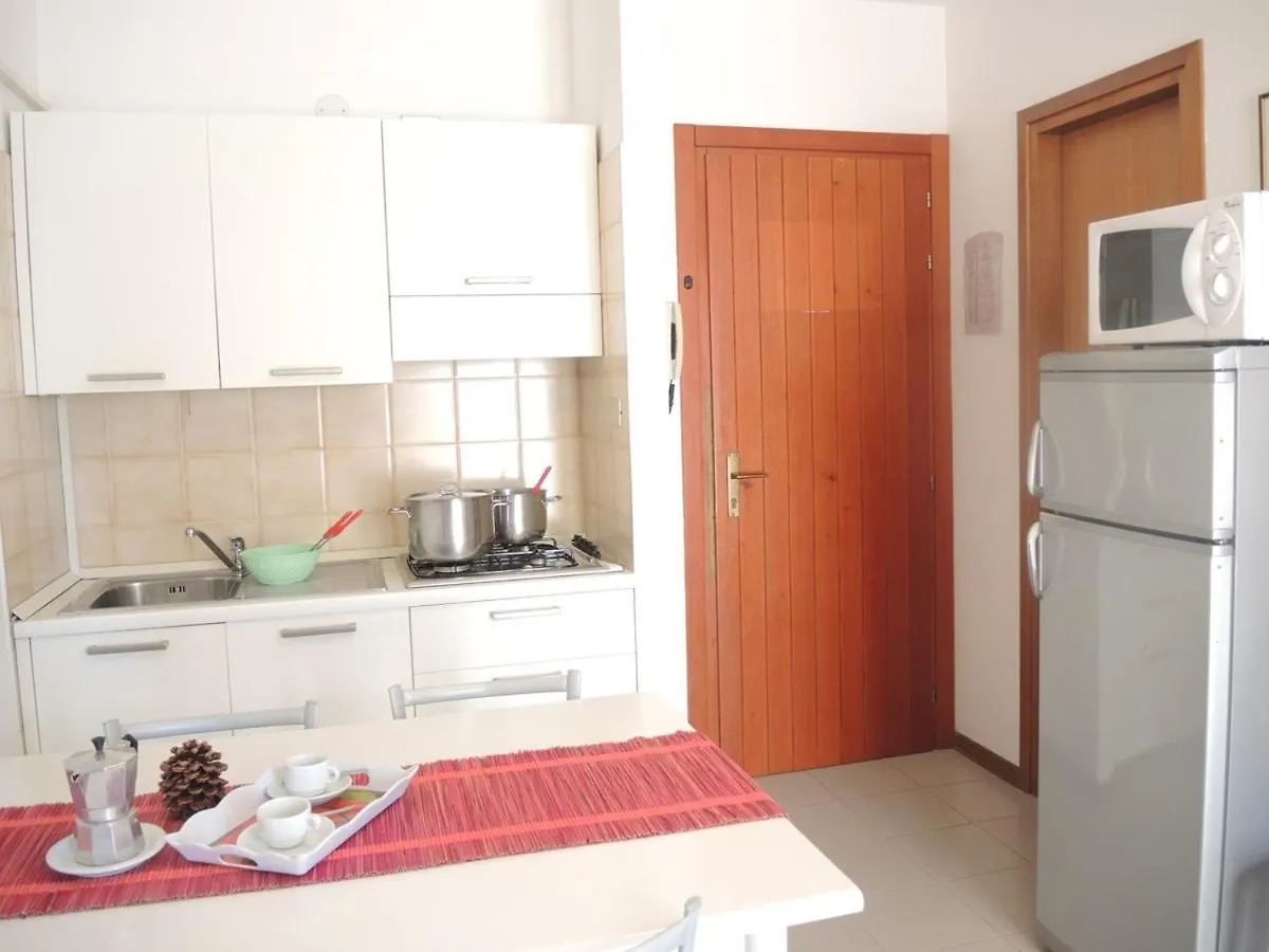 Comfortable Apartment With A Shared Pool - Beahost Bibione 0*,  Italy