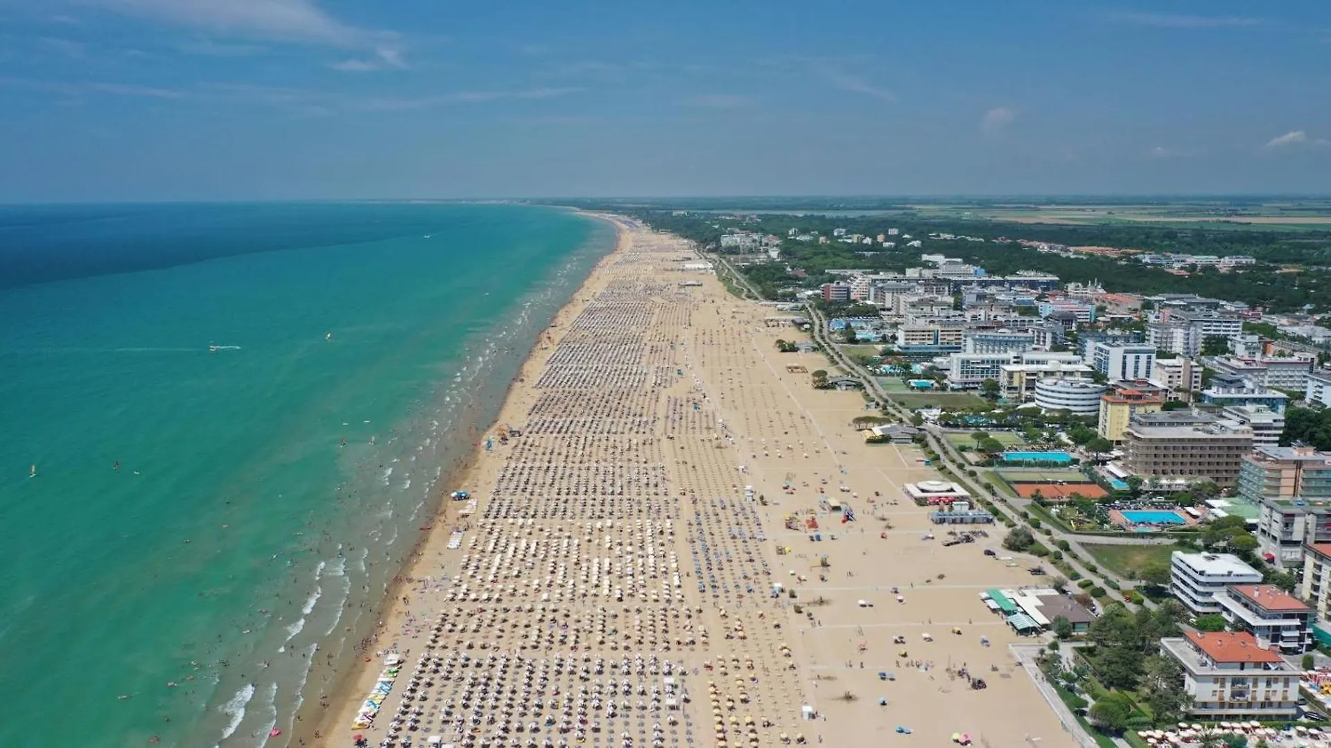 Comfortable Apartment With A Shared Pool - Beahost Bibione