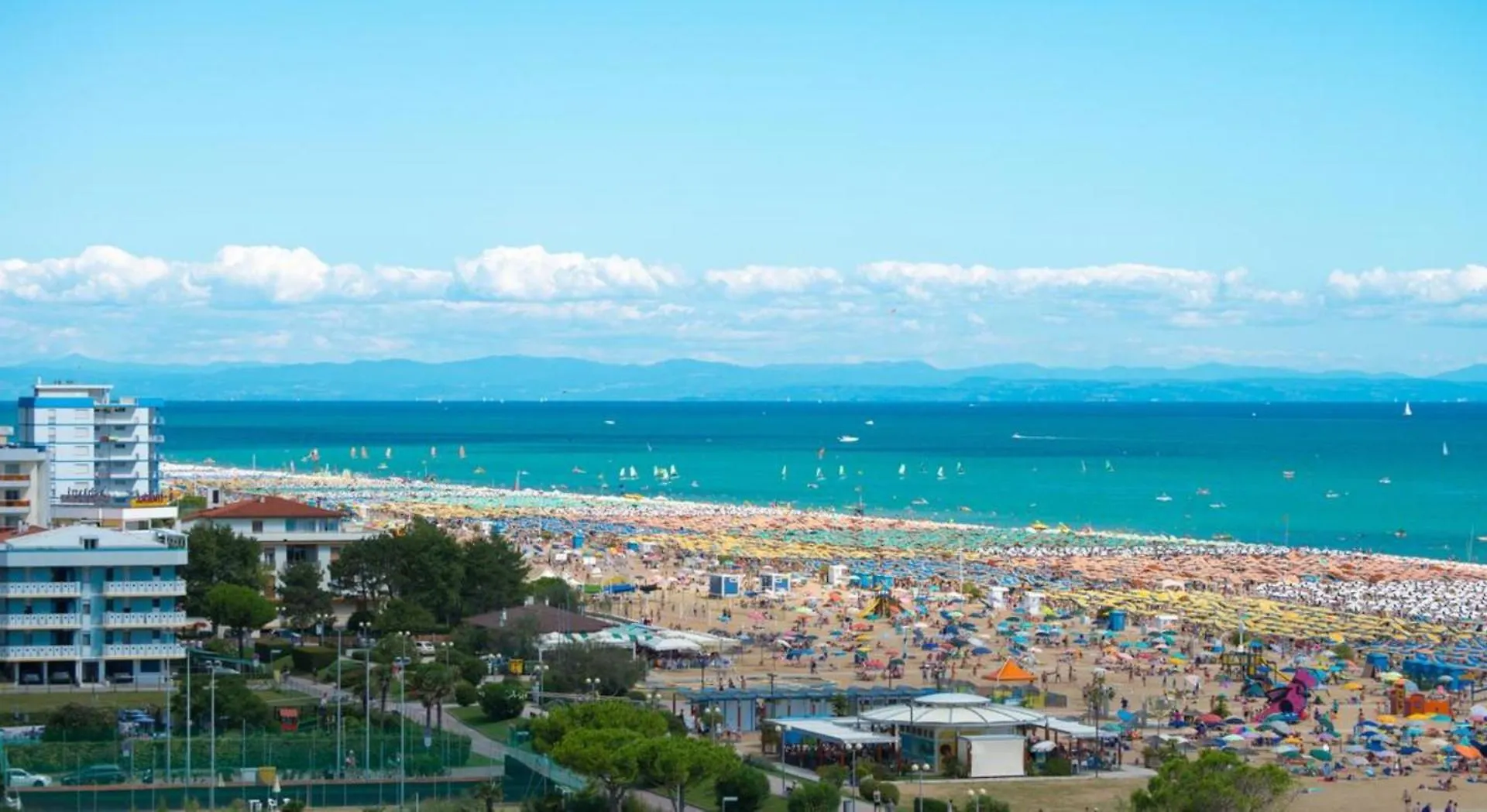 Comfortable Apartment With A Shared Pool - Beahost Bibione