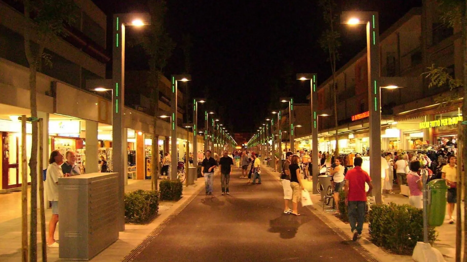 Comfortable Apartment With A Shared Pool - Beahost Bibione