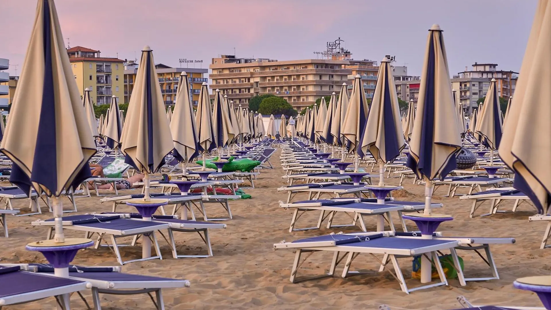 Comfortable Apartment With A Shared Pool - Beahost Bibione